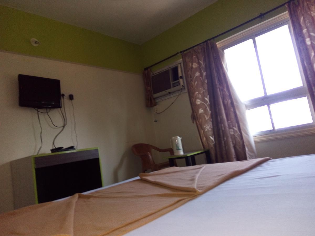 Hotel Guruji Алибаг Экстерьер фото