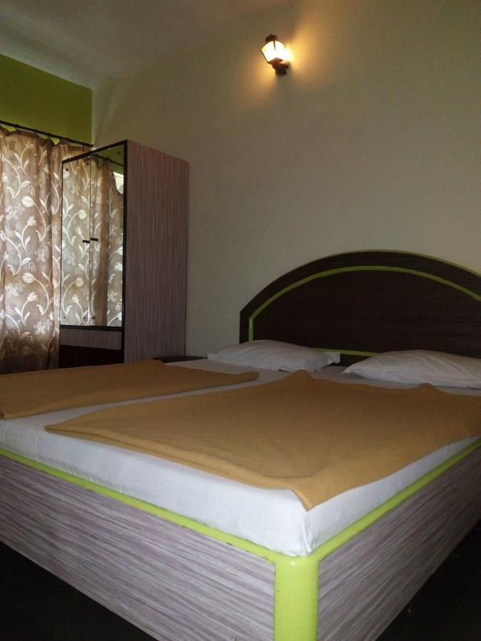 Hotel Guruji Алибаг Экстерьер фото